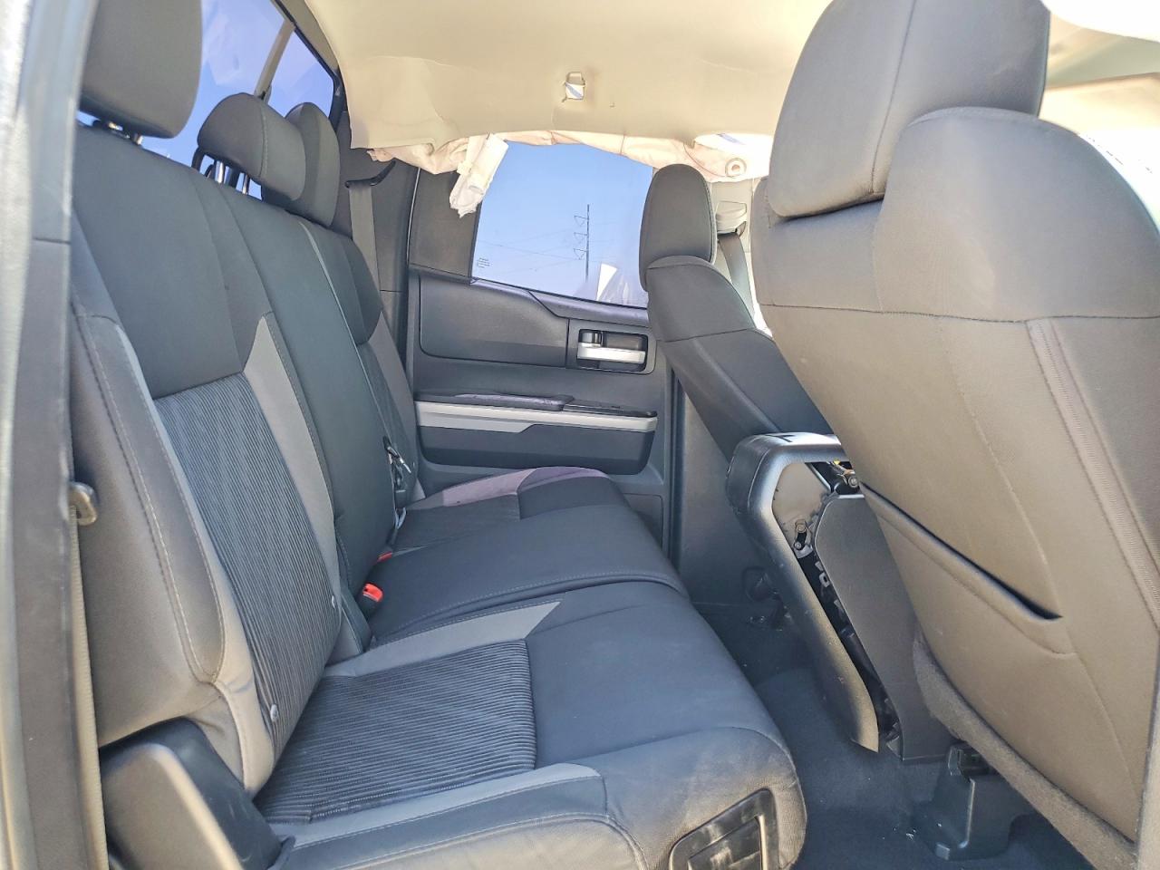 2014 TOYOTA TUNDRA