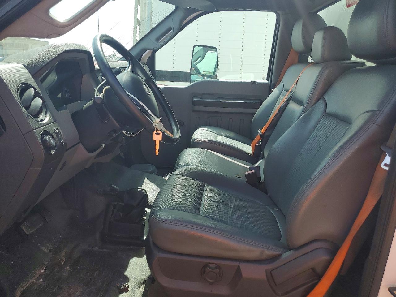 2013 FORD F750
