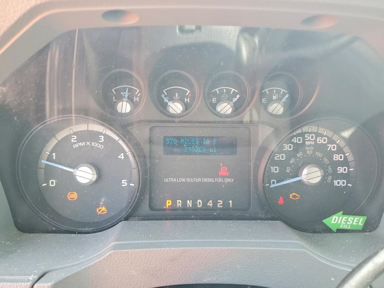 2013 FORD F750