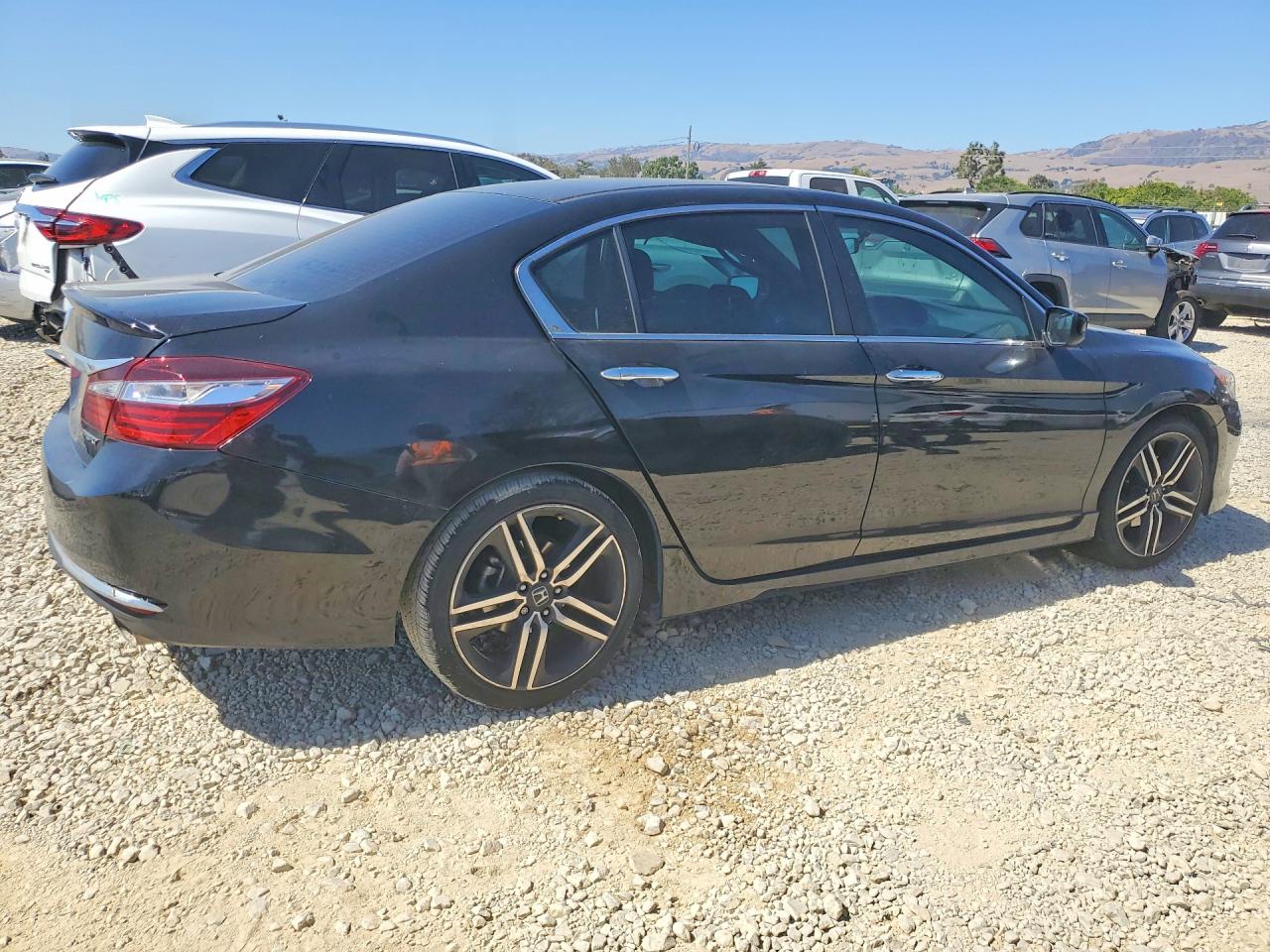 2016 HONDA ACCORD