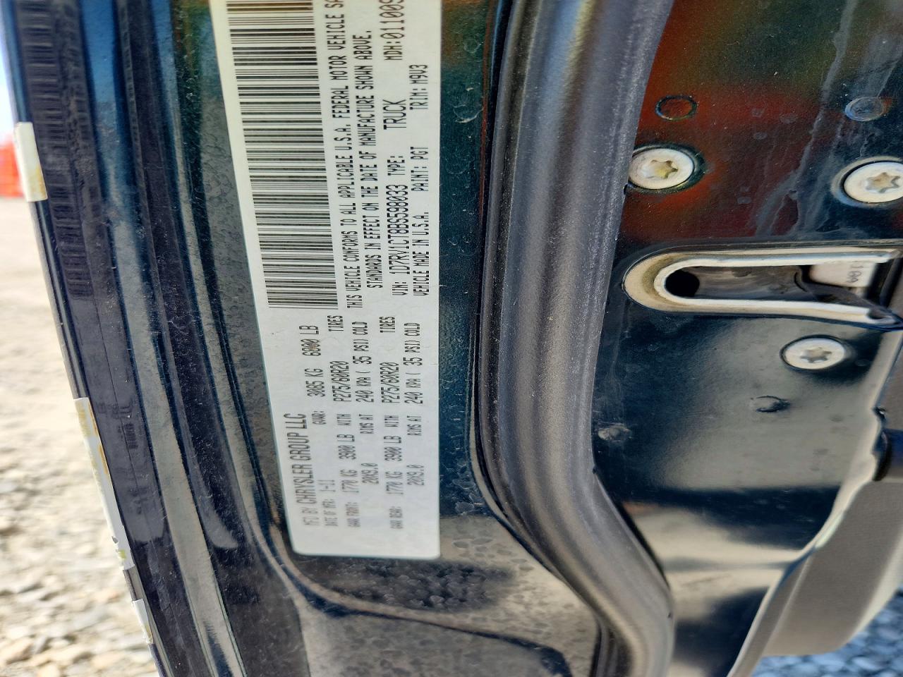 2011 DODGE RAM 1500