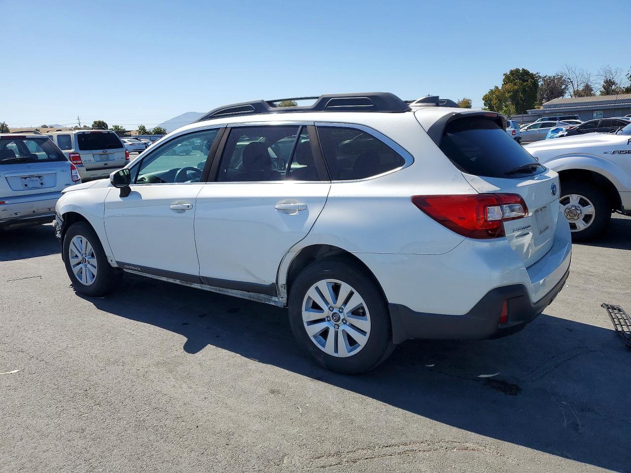 2018 SUBARU OUTBACK