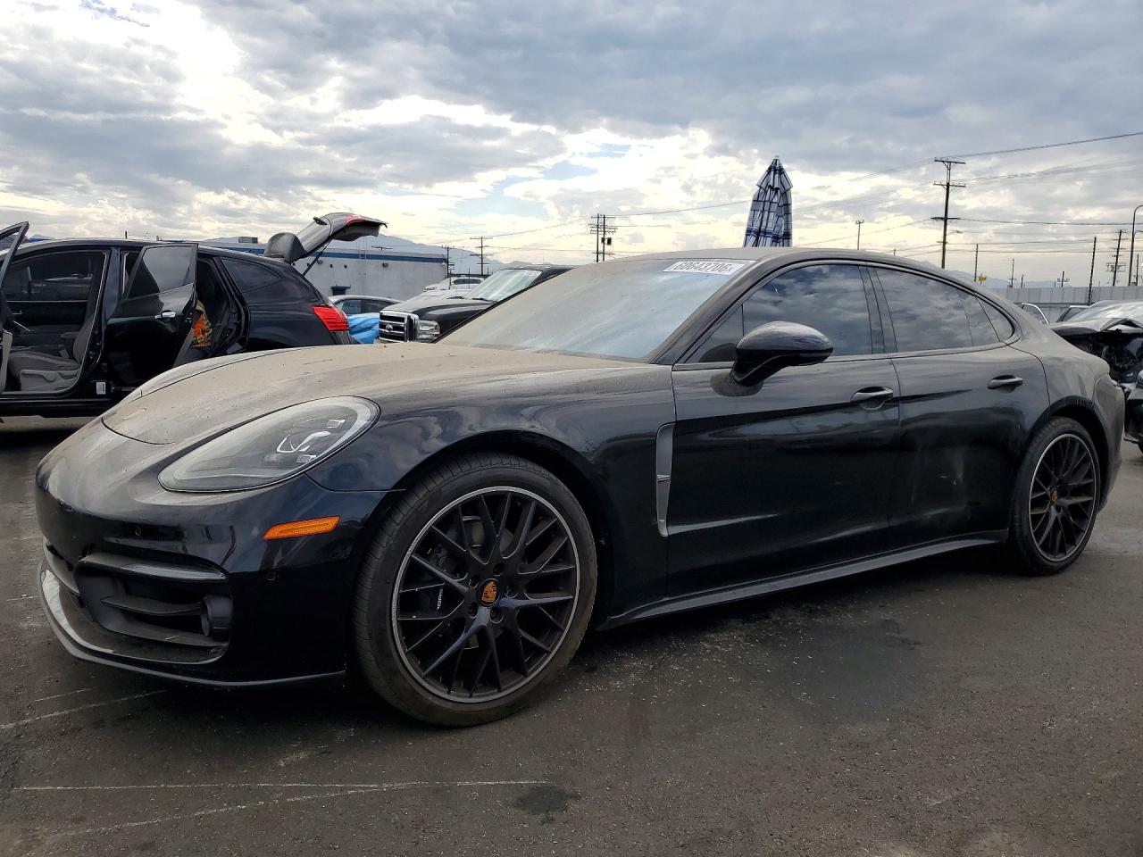 2023 PORSCHE PANAMERA