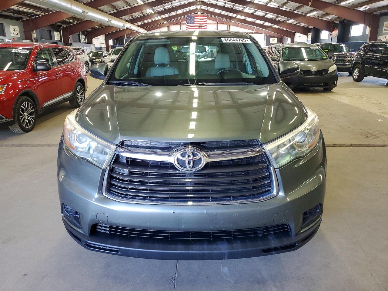 2016 TOYOTA HIGHLANDER