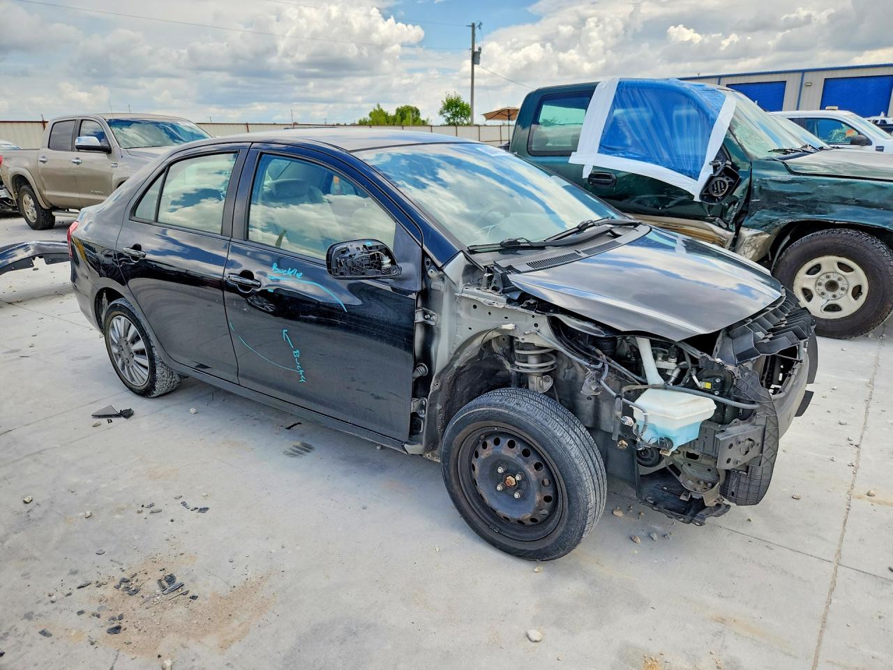 2010 TOYOTA YARIS