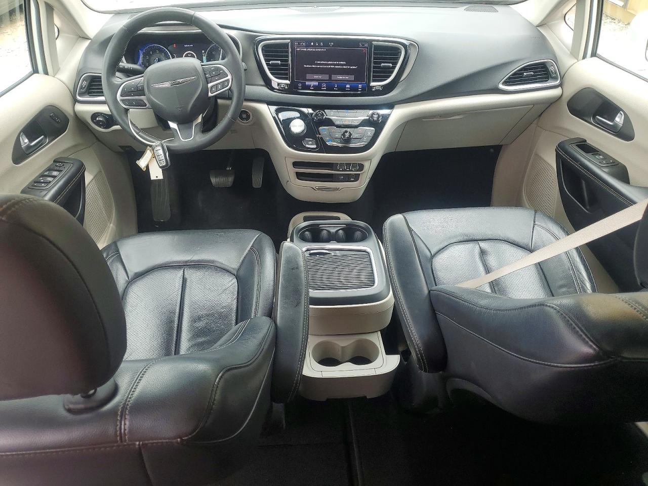 2022 CHRYSLER PACIFICA