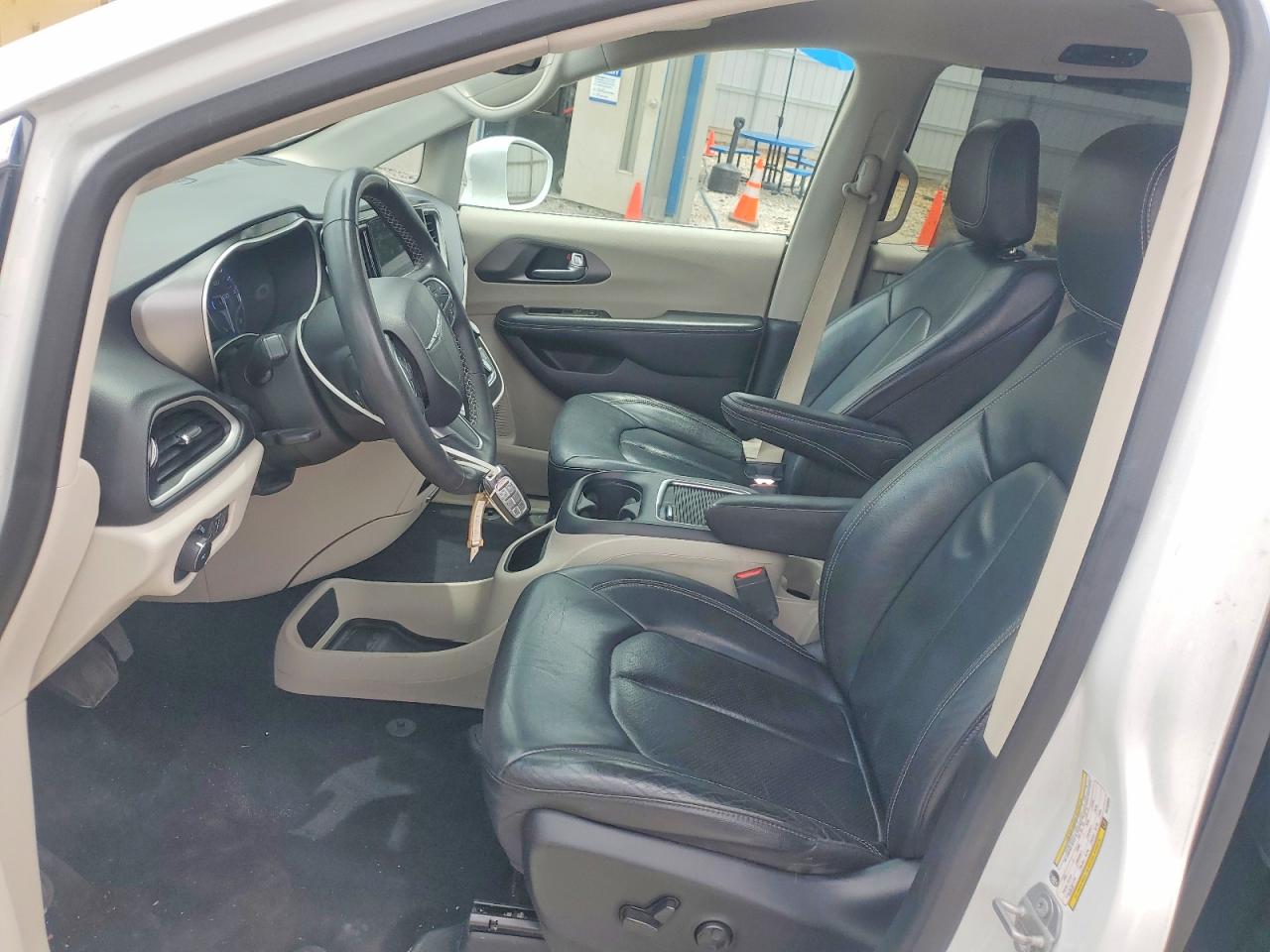 2022 CHRYSLER PACIFICA