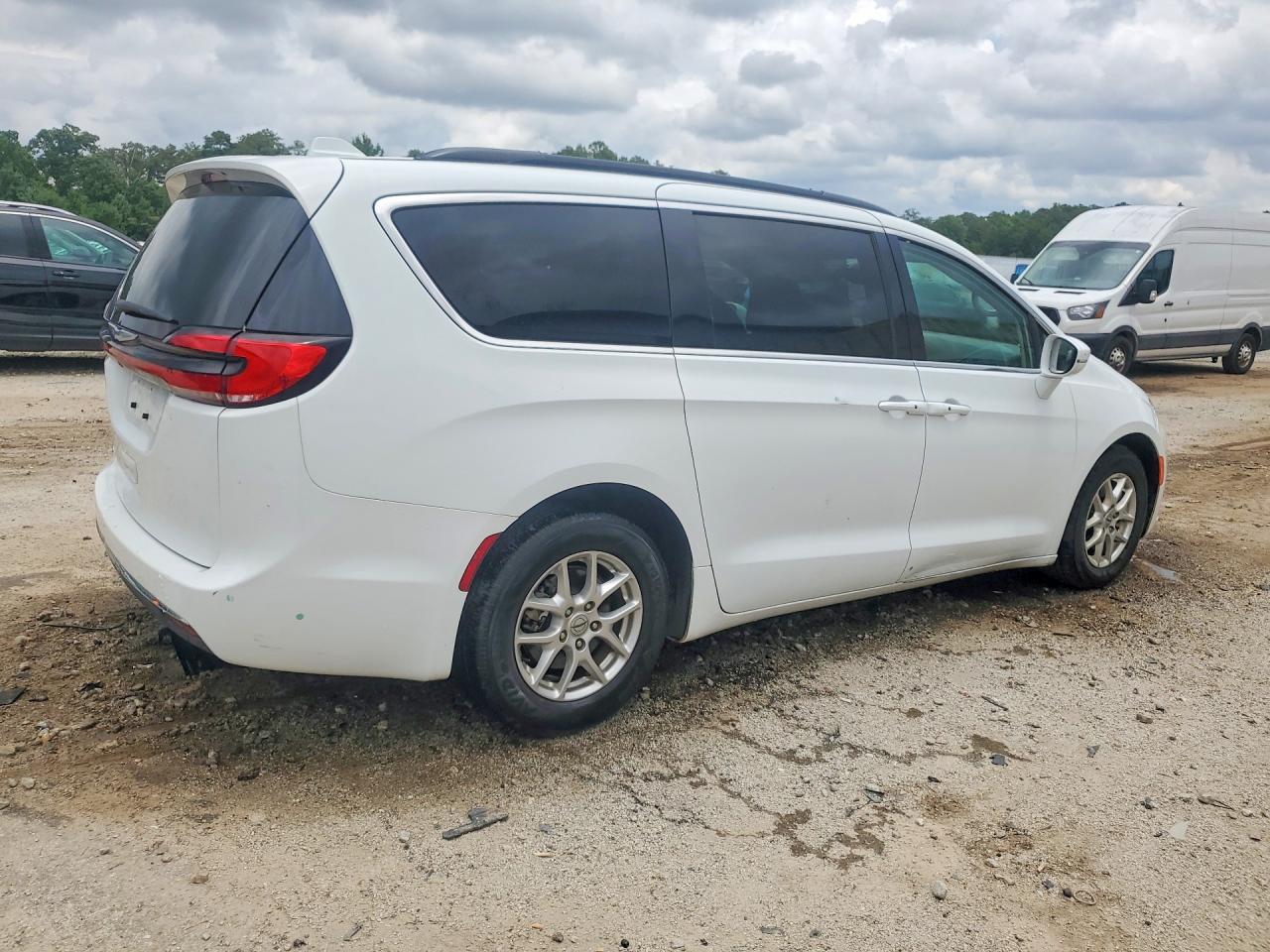 2022 CHRYSLER PACIFICA
