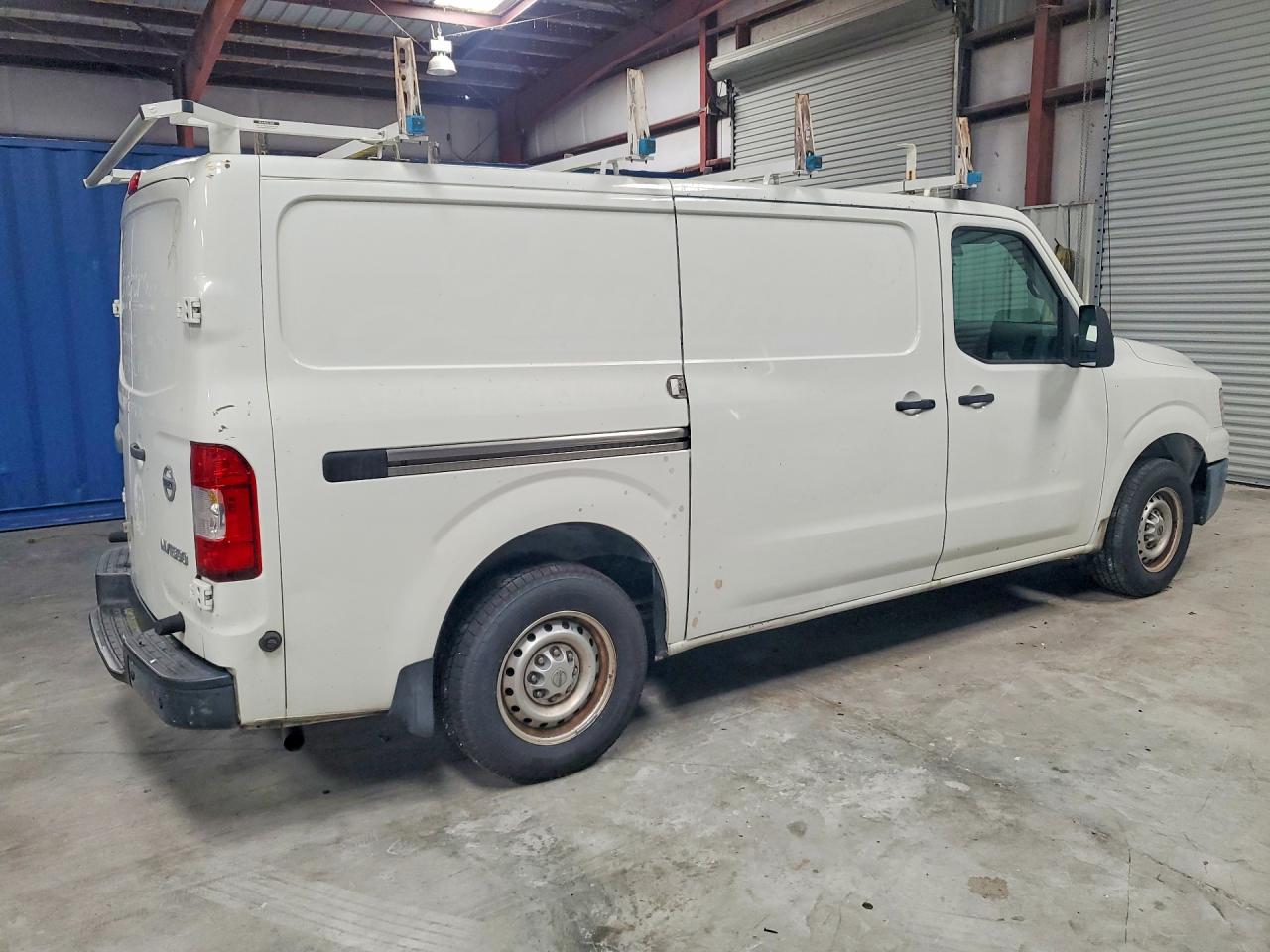 2018 NISSAN NV