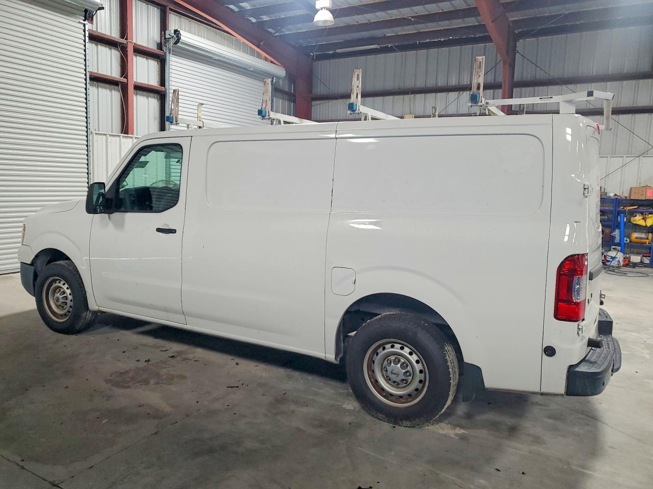 2018 NISSAN NV