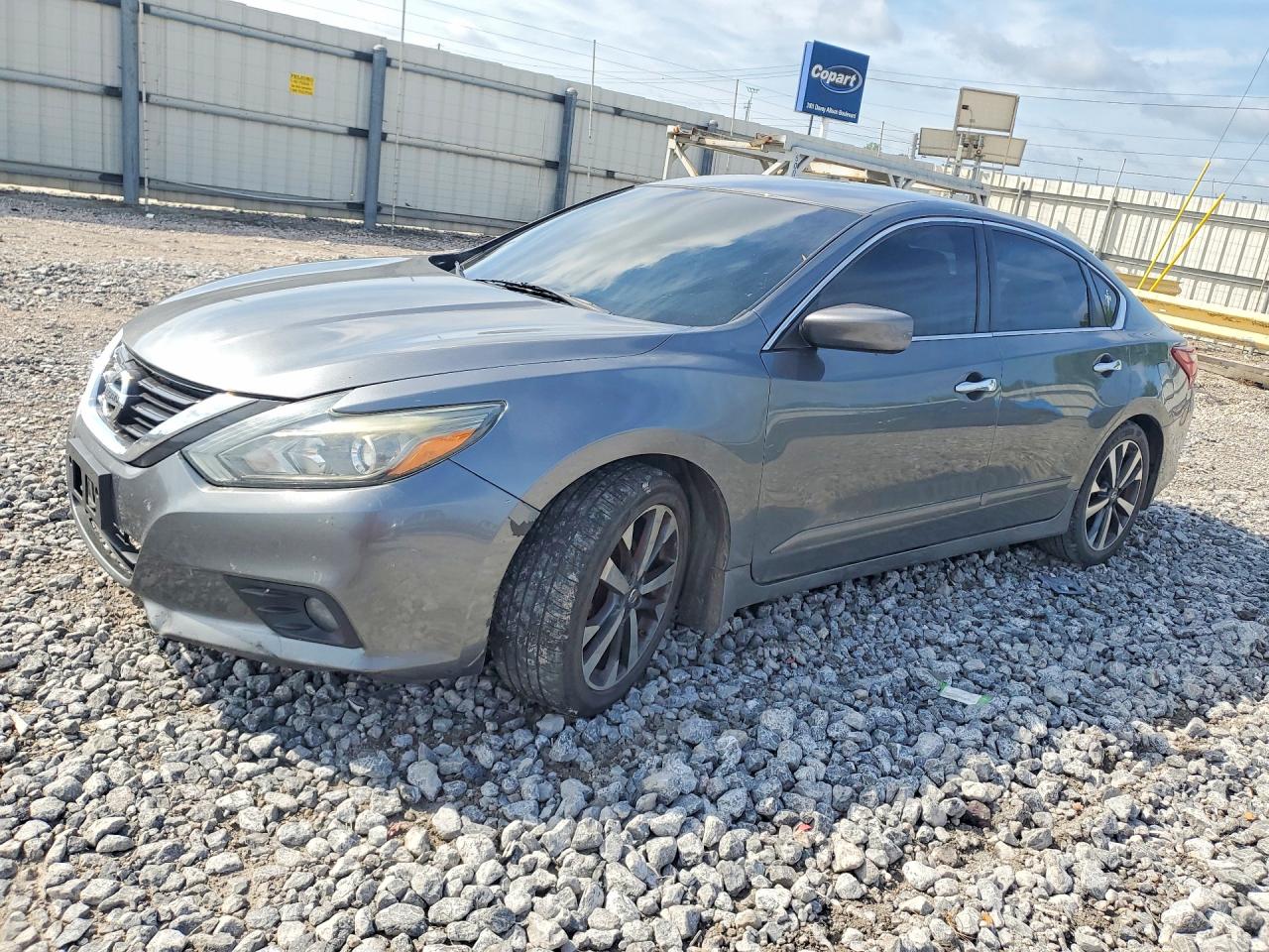 2017 NISSAN ALTIMA