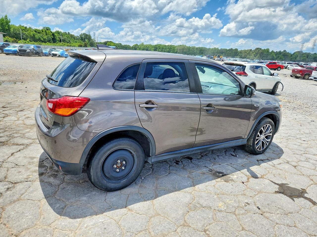 2017 MITSUBISHI OUTLANDER