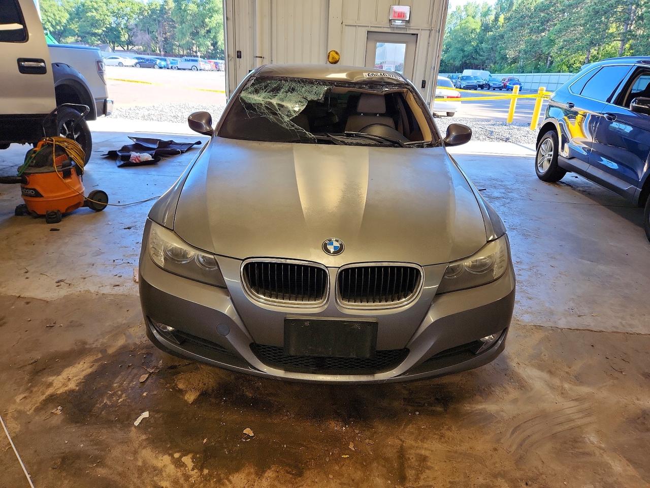 2010 BMW 3 SERIES