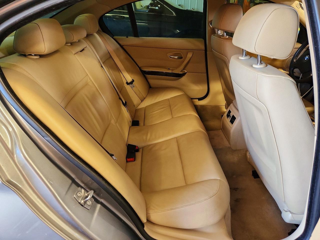 2010 BMW 3 SERIES
