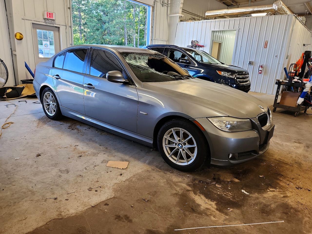 2010 BMW 3 SERIES