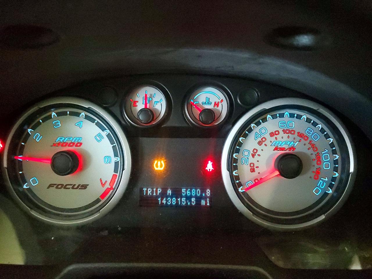 2011 FORD FOCUS