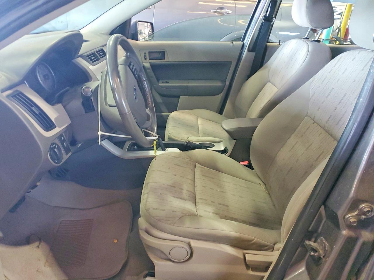 2011 FORD FOCUS