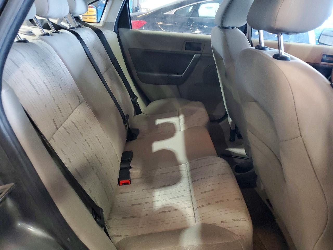 2011 FORD FOCUS