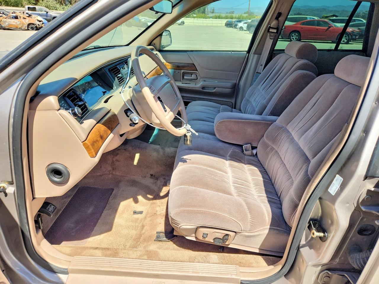 1994 FORD CROWN VIC