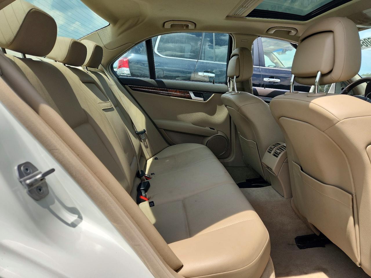 2012 MERCEDES-BENZ C-CLASS