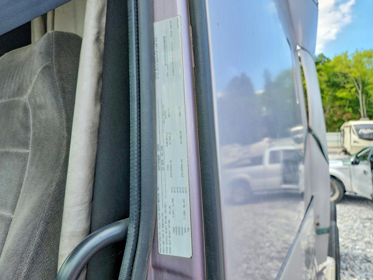 2003 VOLVO VN