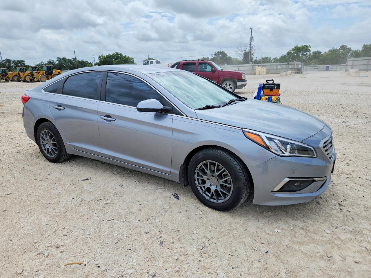 2016 HYUNDAI SONATA