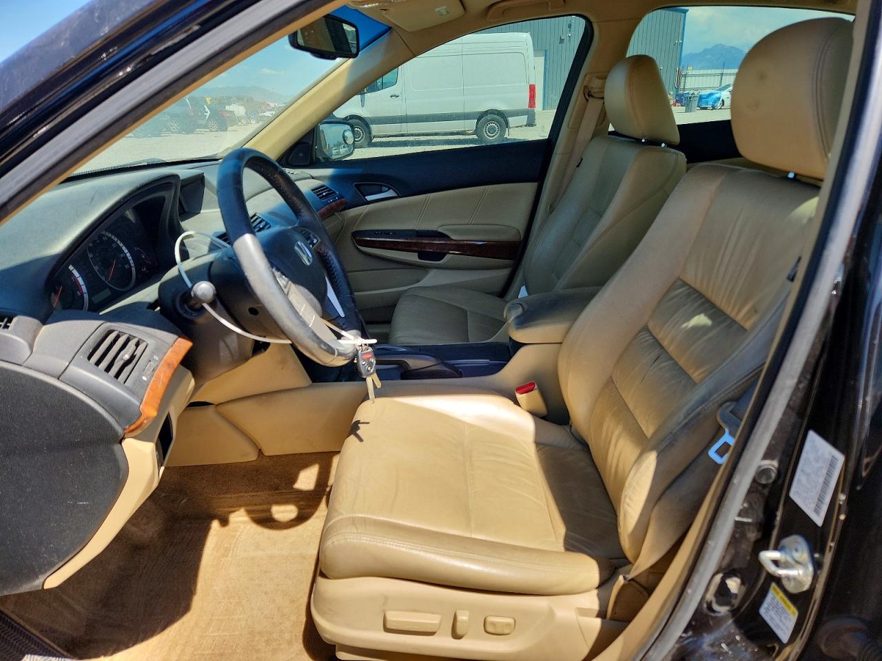 2011 HONDA ACCORD