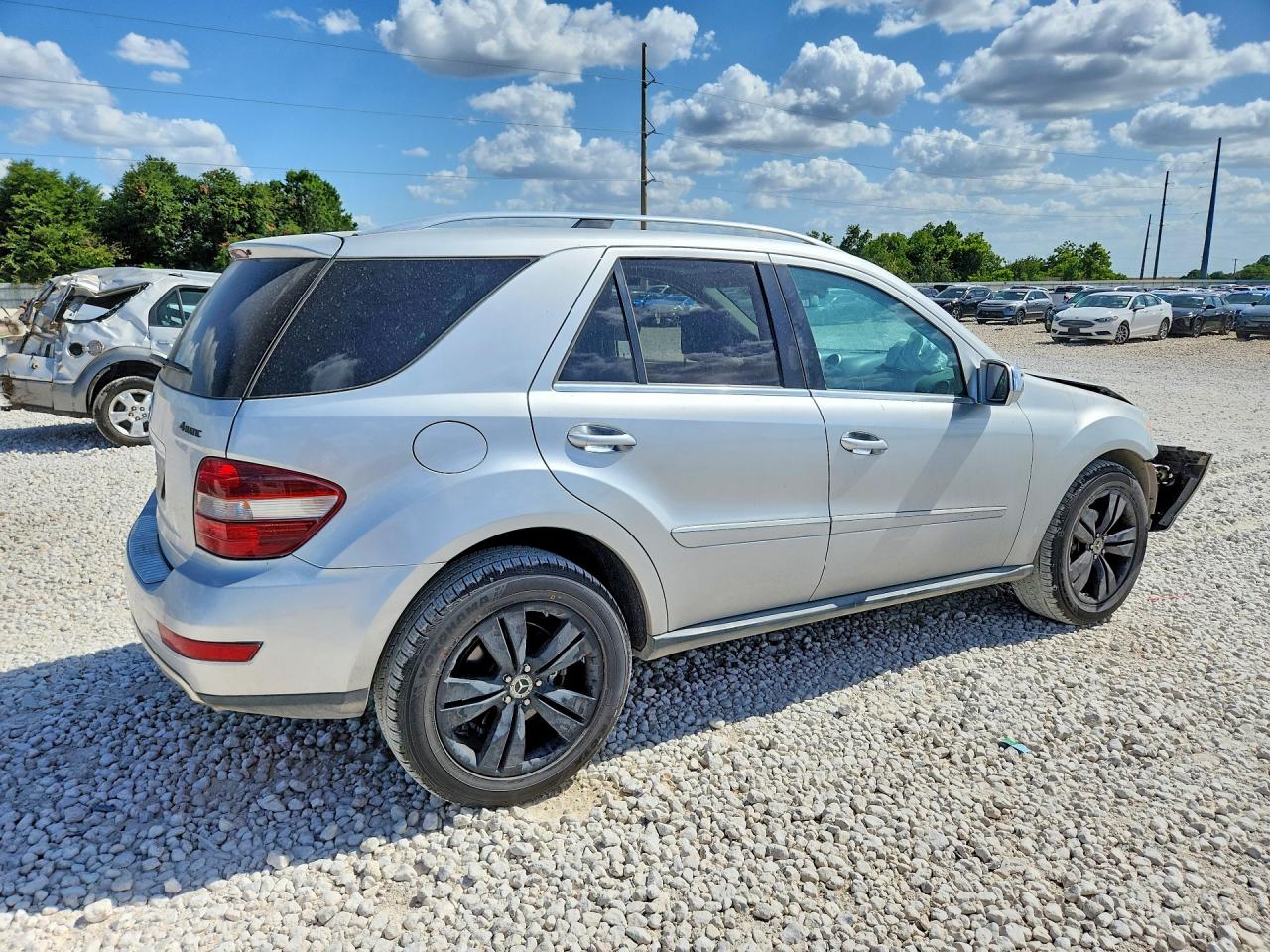 2010 MERCEDES-BENZ M-CLASS