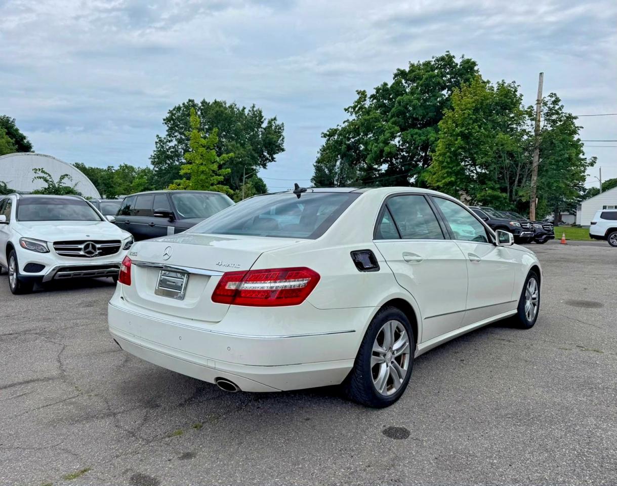 2011 MERCEDES-BENZ E-CLASS
