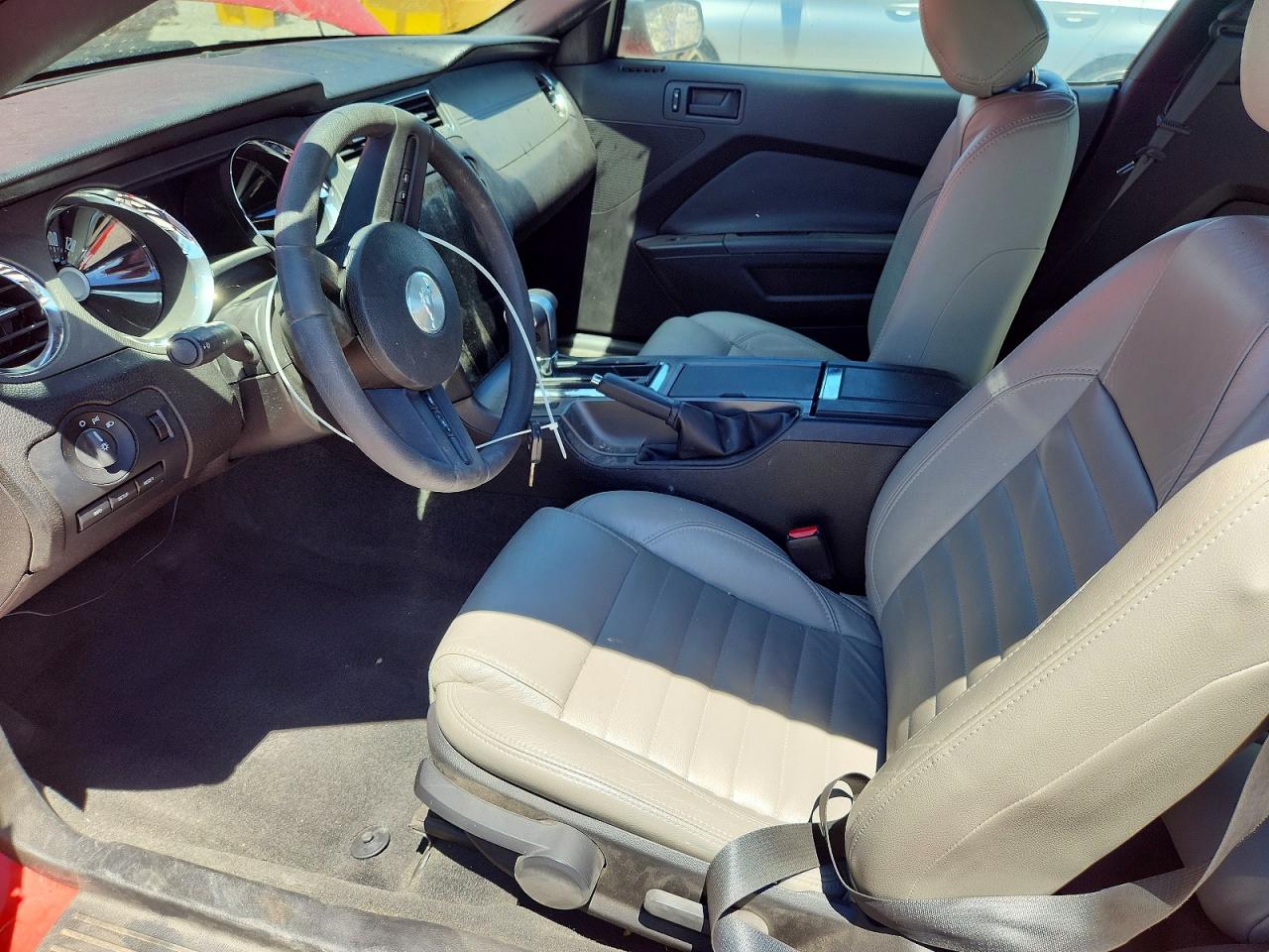 2012 FORD MUSTANG