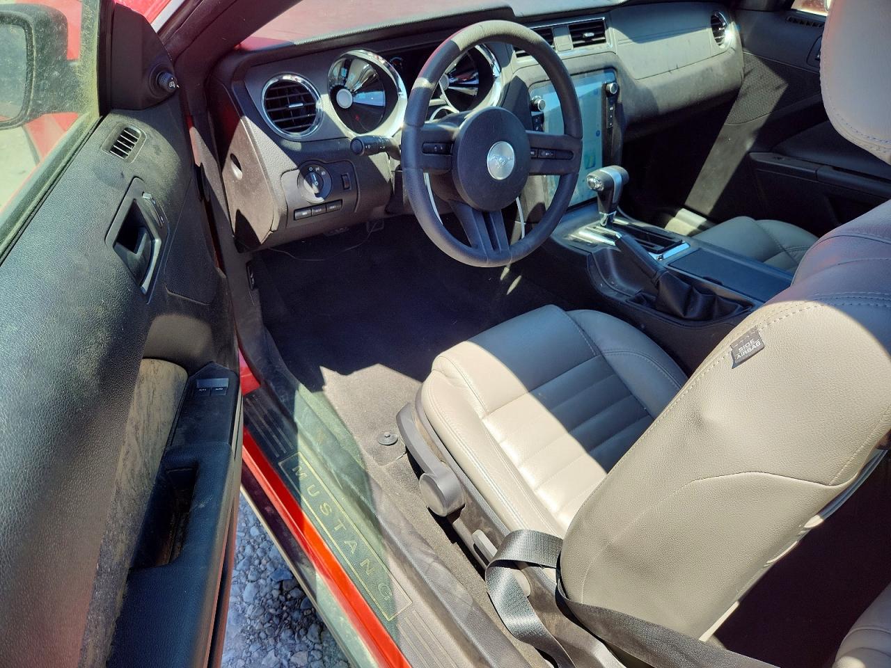 2012 FORD MUSTANG