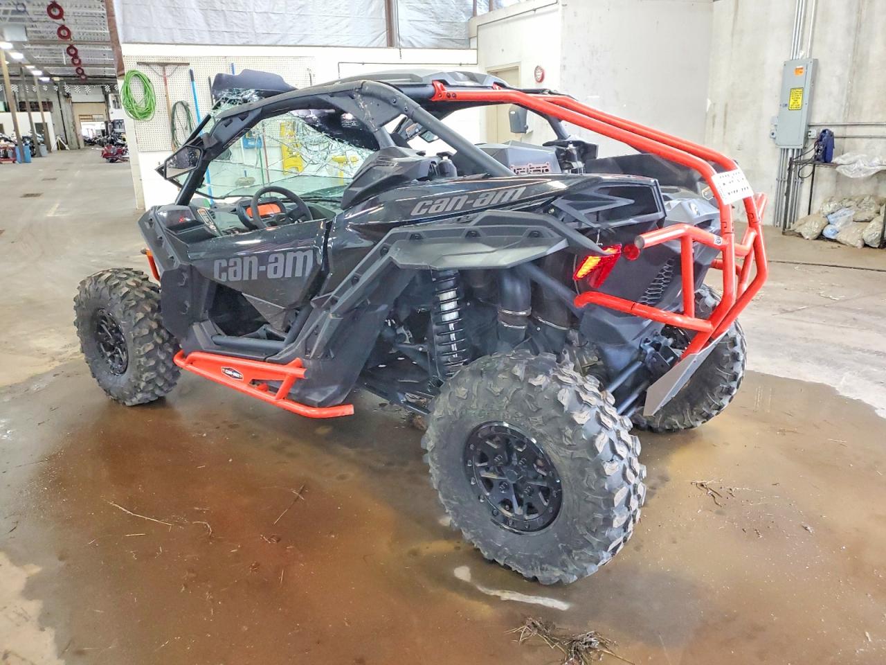 2023 CAN-AM SIDEBYSIDE