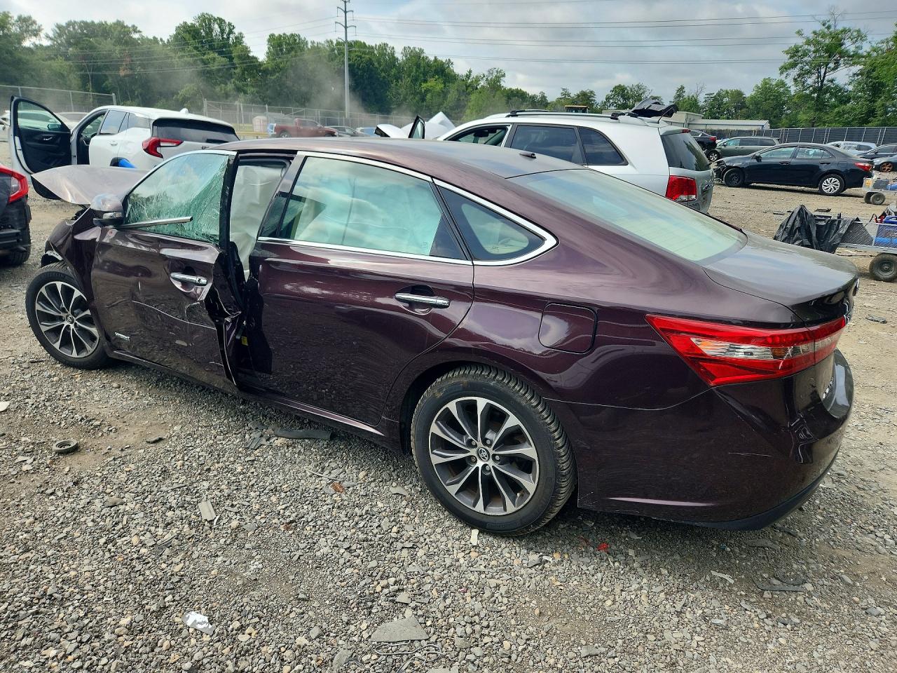 2018 TOYOTA AVALON