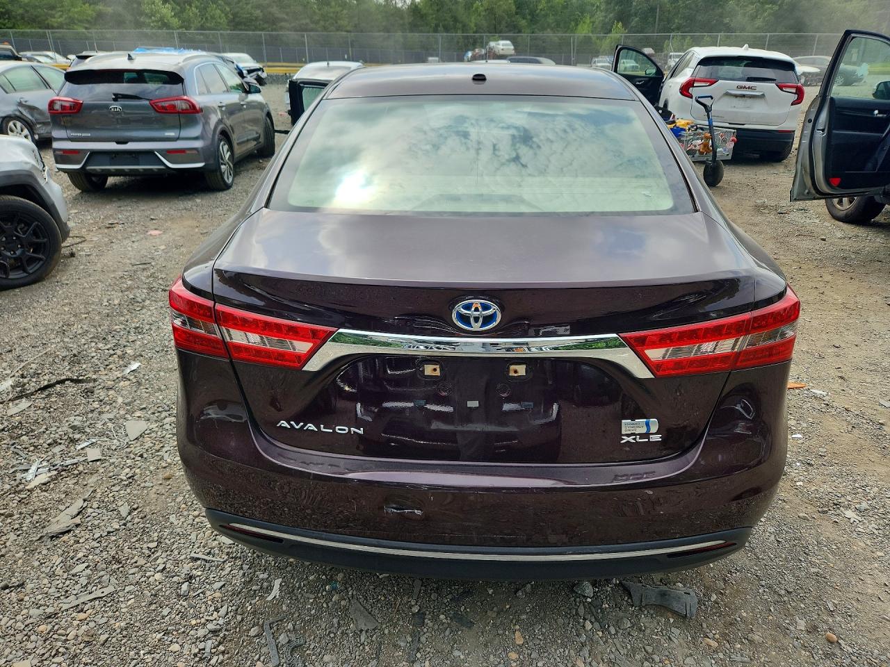 2018 TOYOTA AVALON