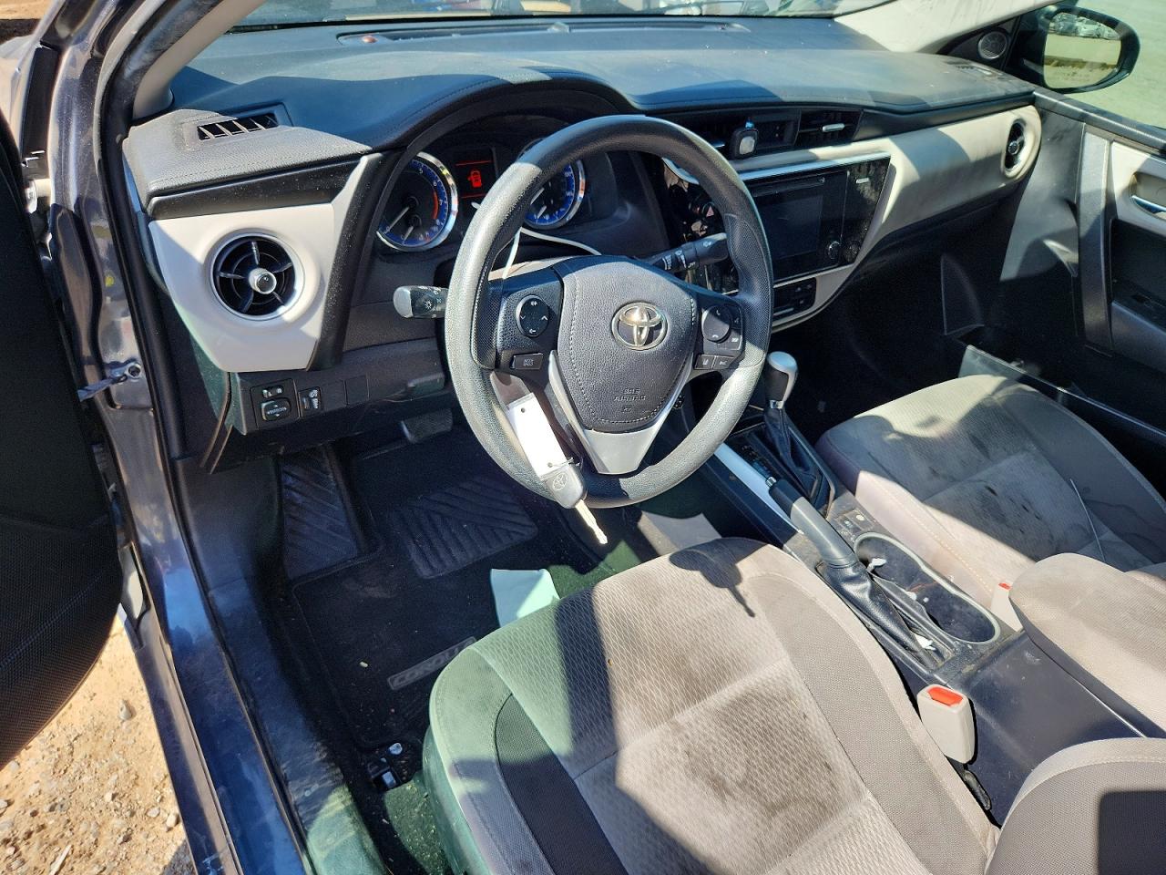 2017 TOYOTA COROLLA