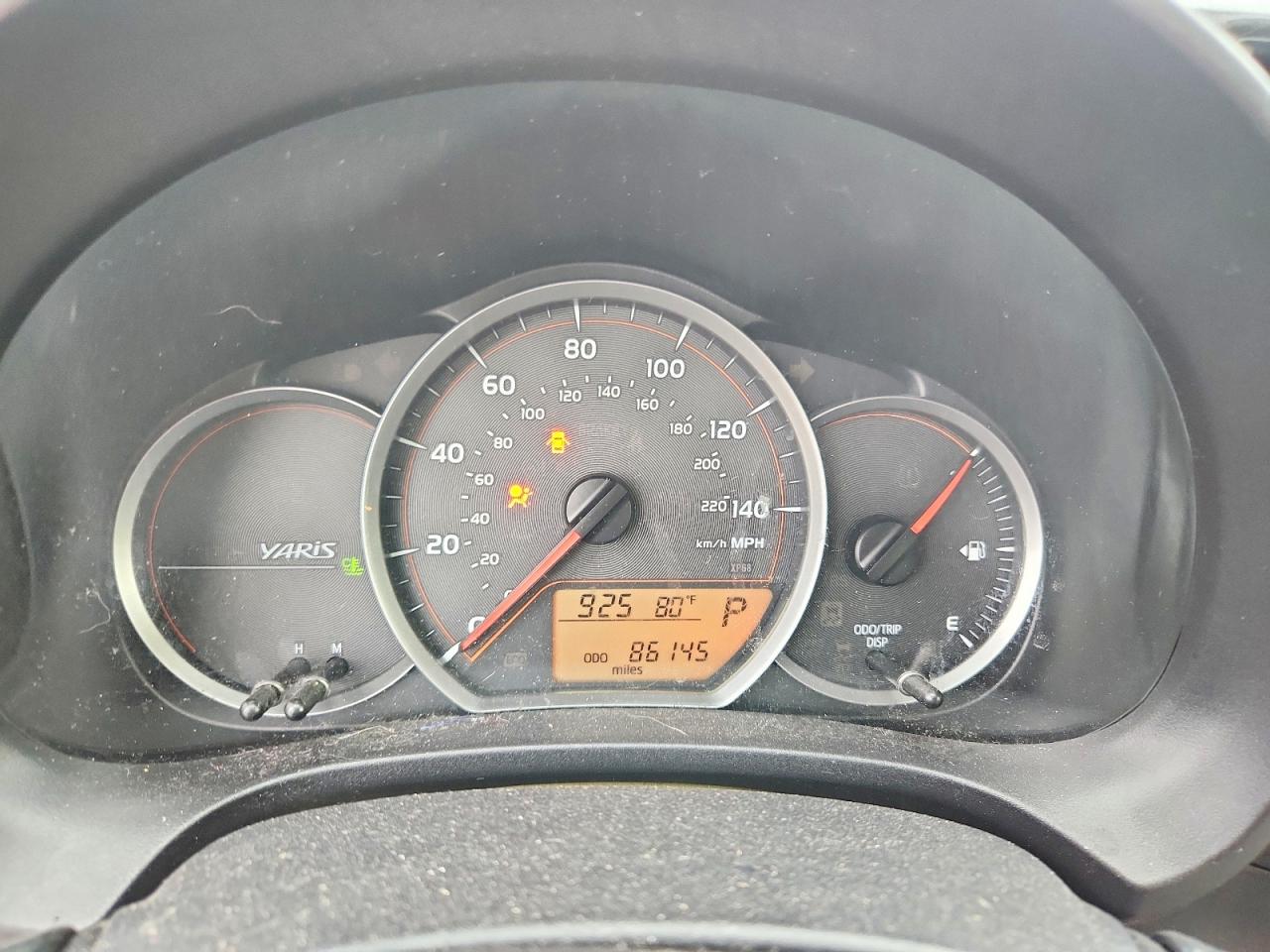 2012 TOYOTA YARIS