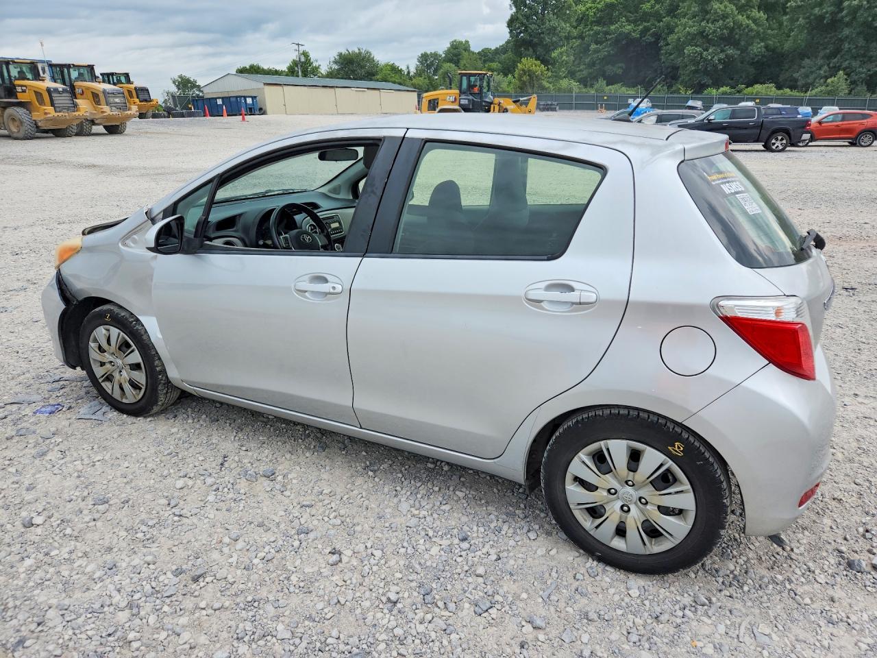2012 TOYOTA YARIS