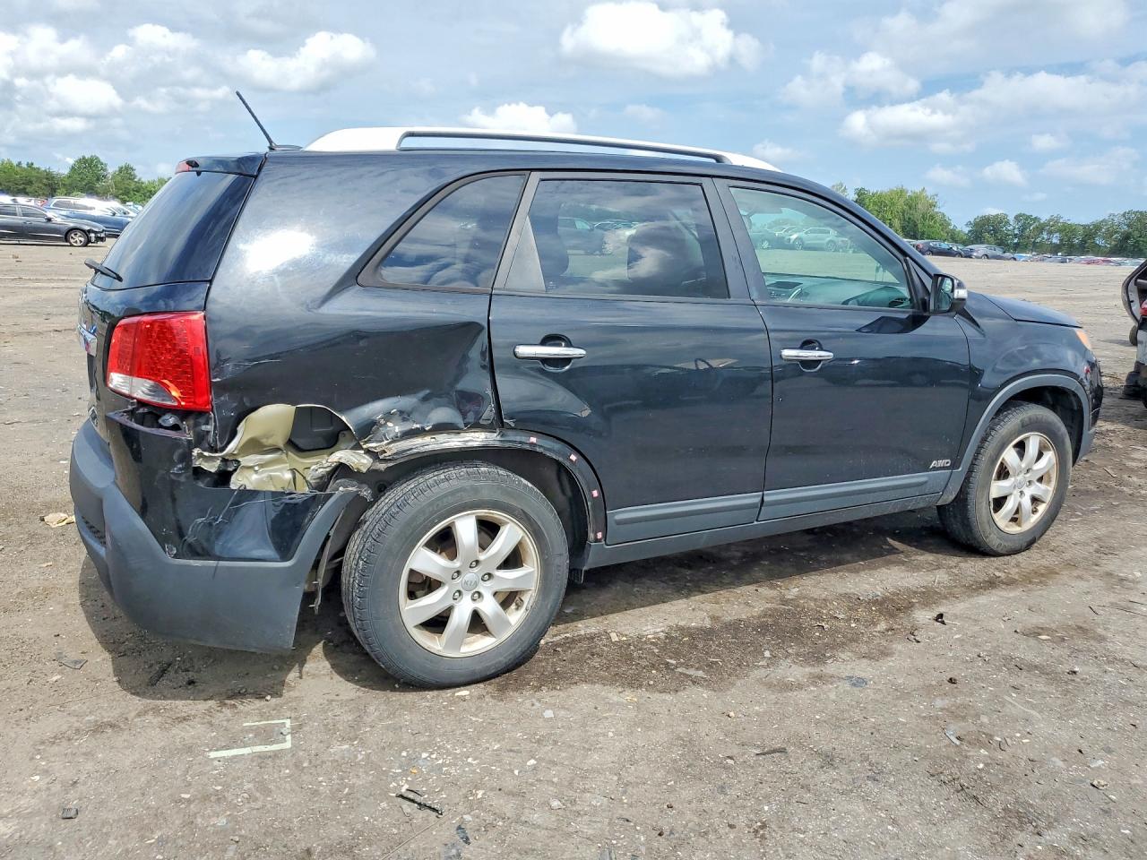 2013 KIA SORENTO