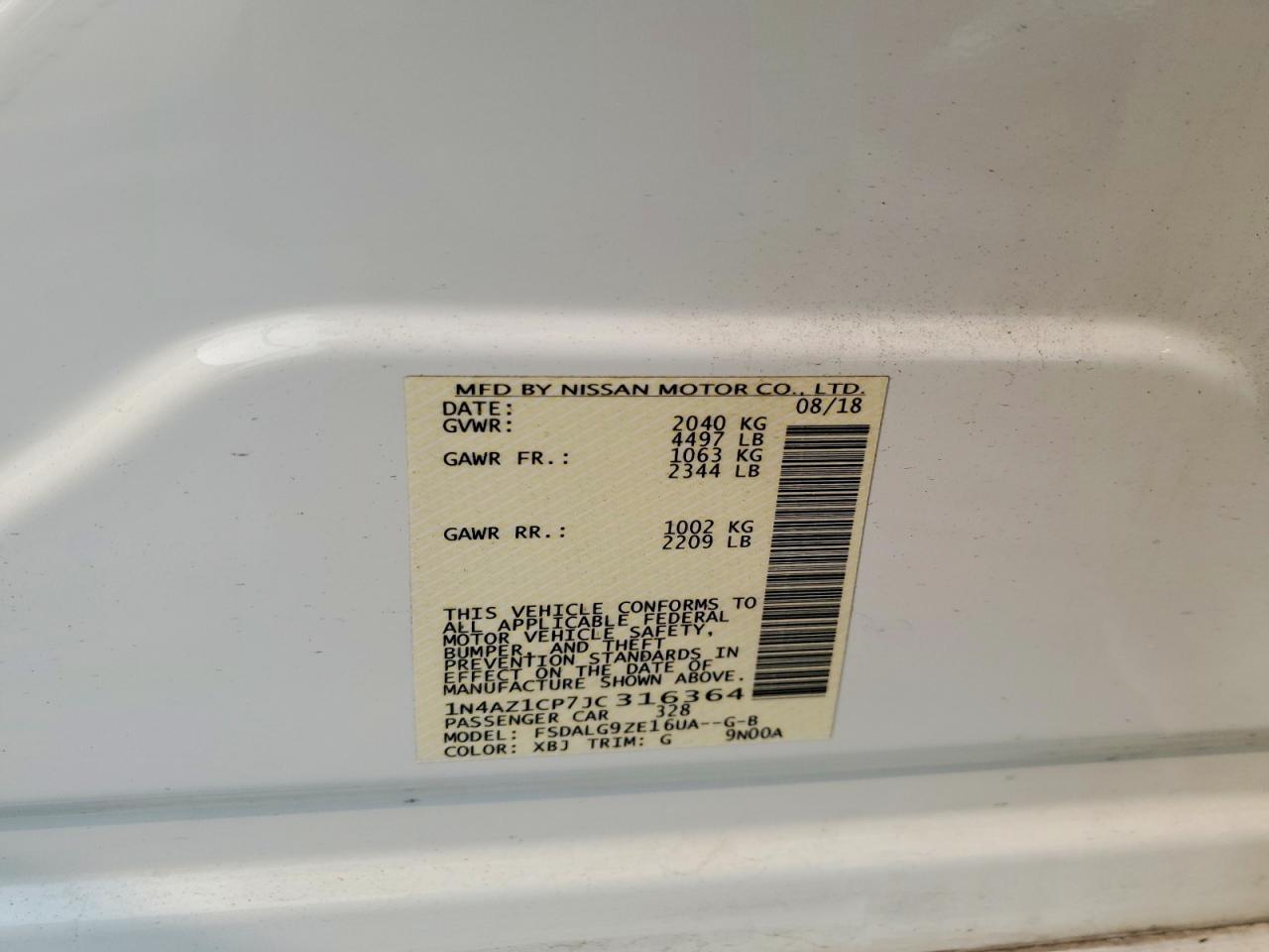 2018 NISSAN LEAF