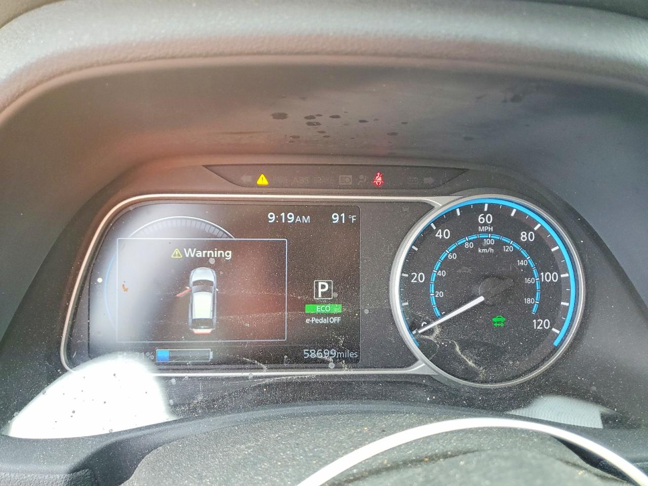 2018 NISSAN LEAF