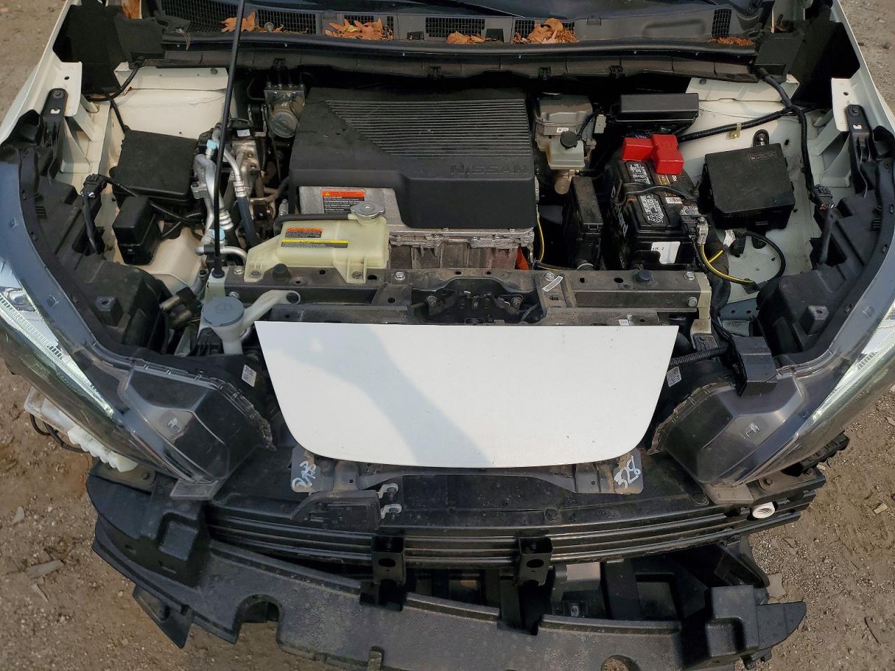 2018 NISSAN LEAF