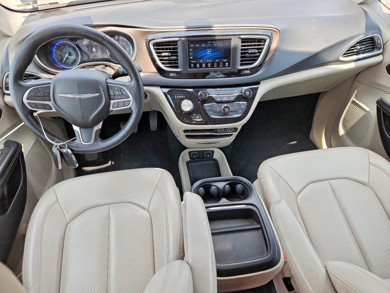 2021 CHRYSLER MINIVAN