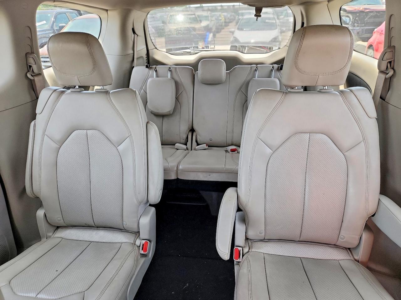 2021 CHRYSLER MINIVAN