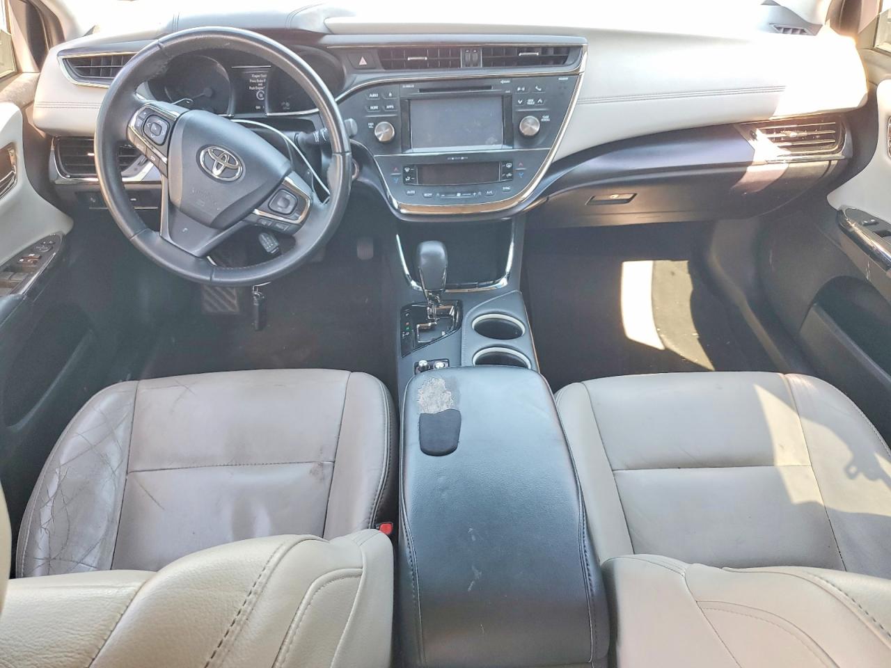2017 TOYOTA AVALON