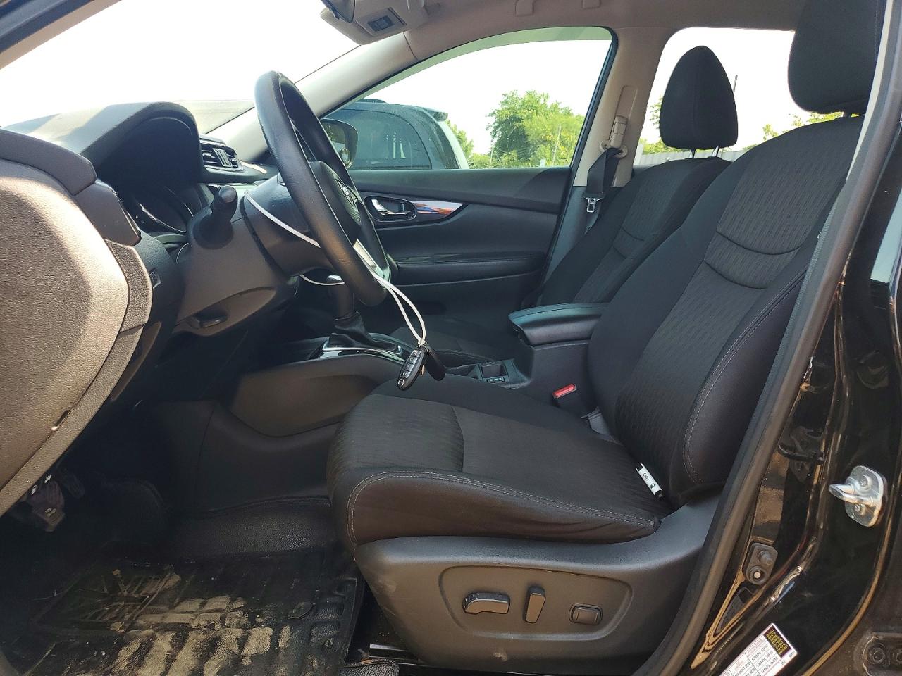 2017 NISSAN ROGUE