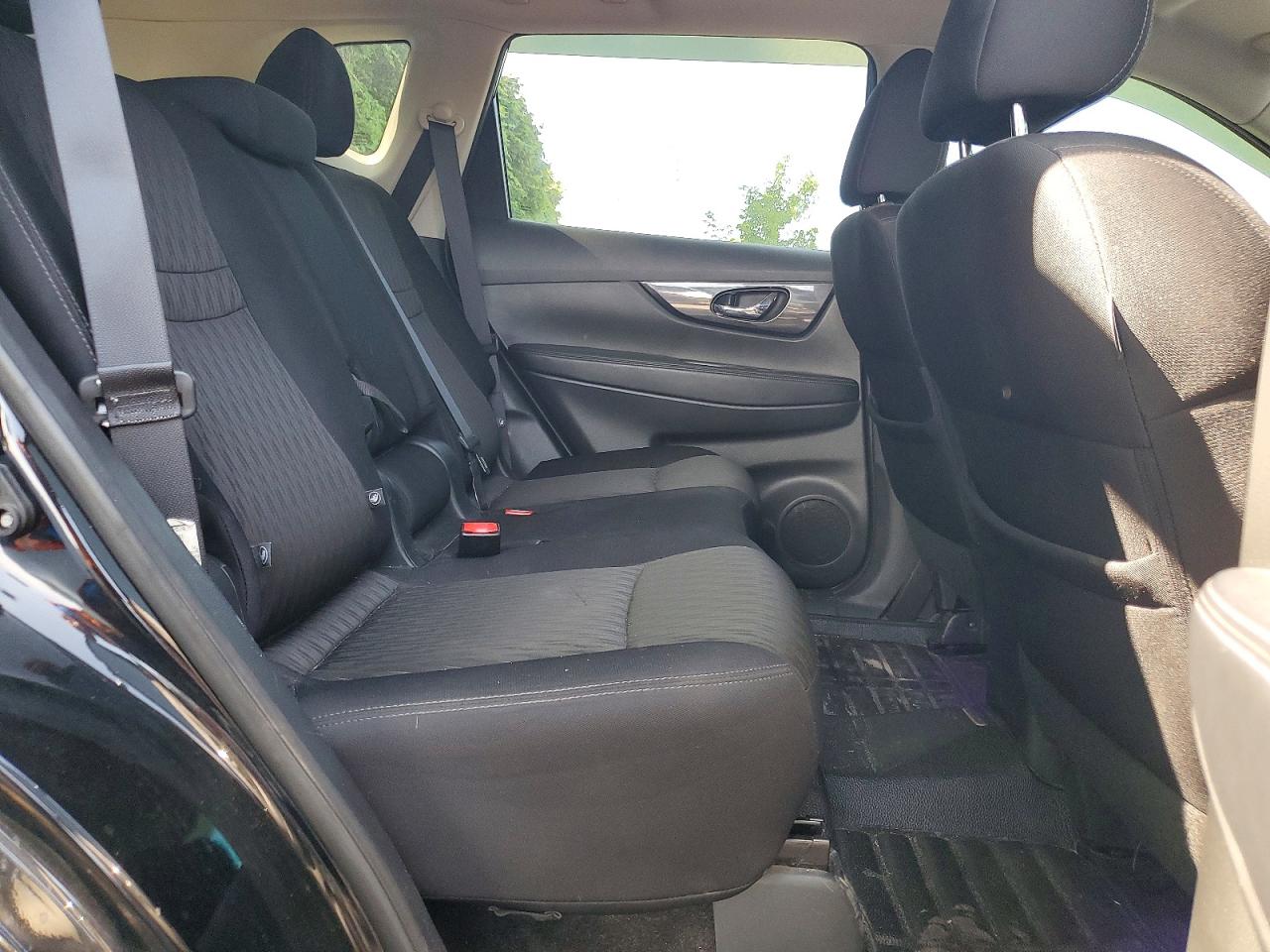 2017 NISSAN ROGUE