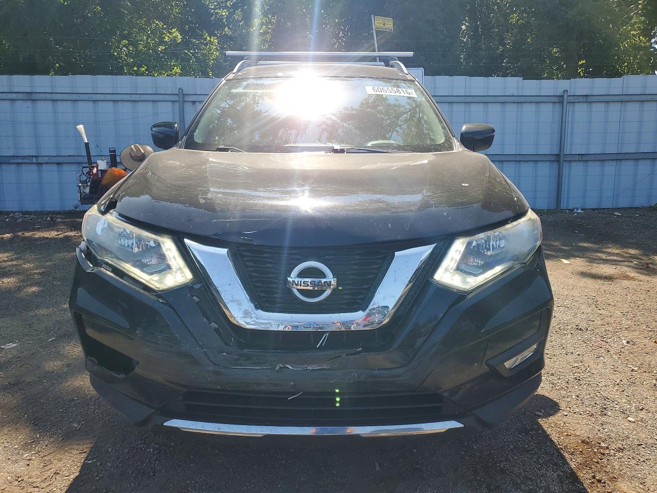 2017 NISSAN ROGUE