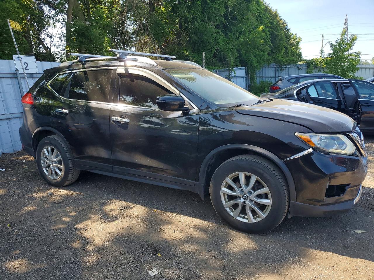 2017 NISSAN ROGUE