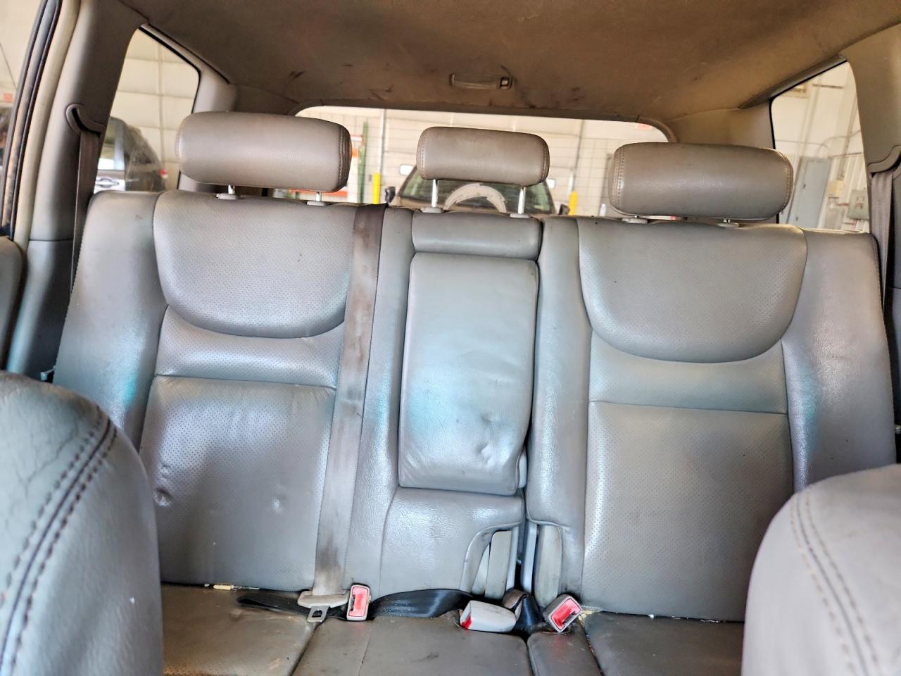 2003 TOYOTA HIGHLANDER