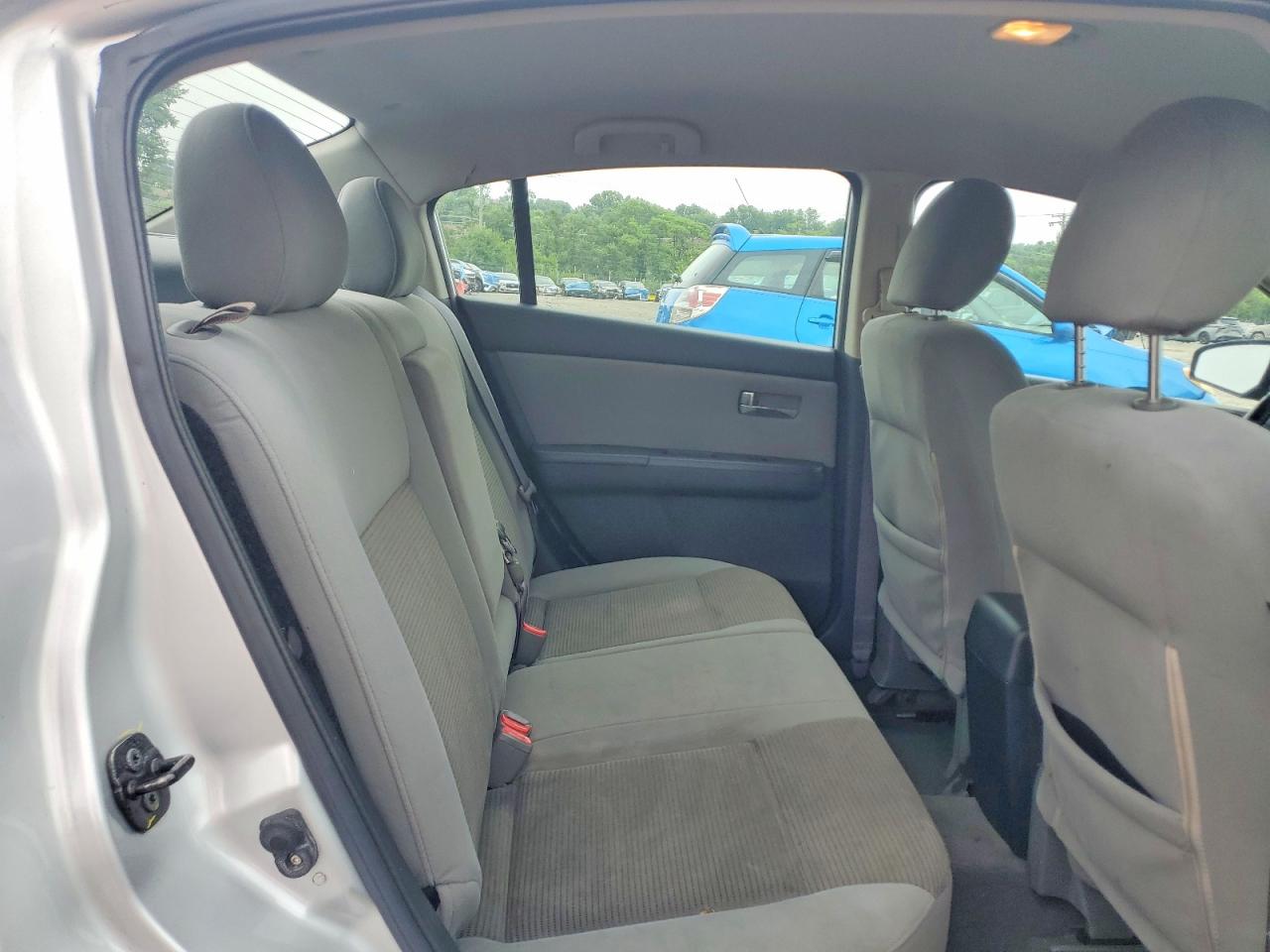 2010 NISSAN SENTRA